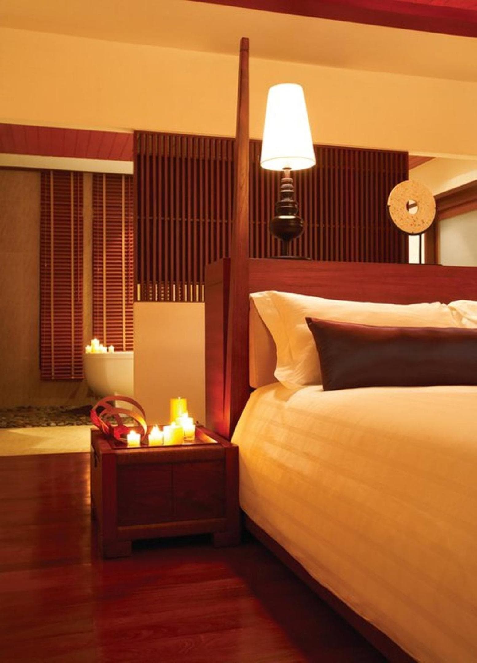 Villa with Spa Bath