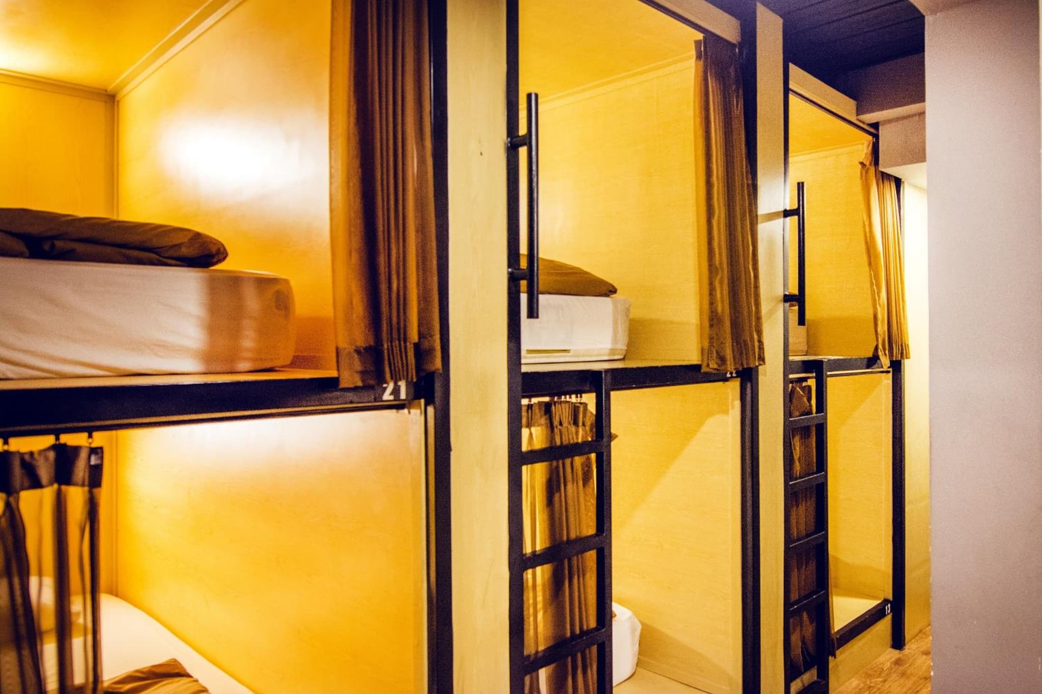 Bed in 10-Bed Mixed Dormitory Room