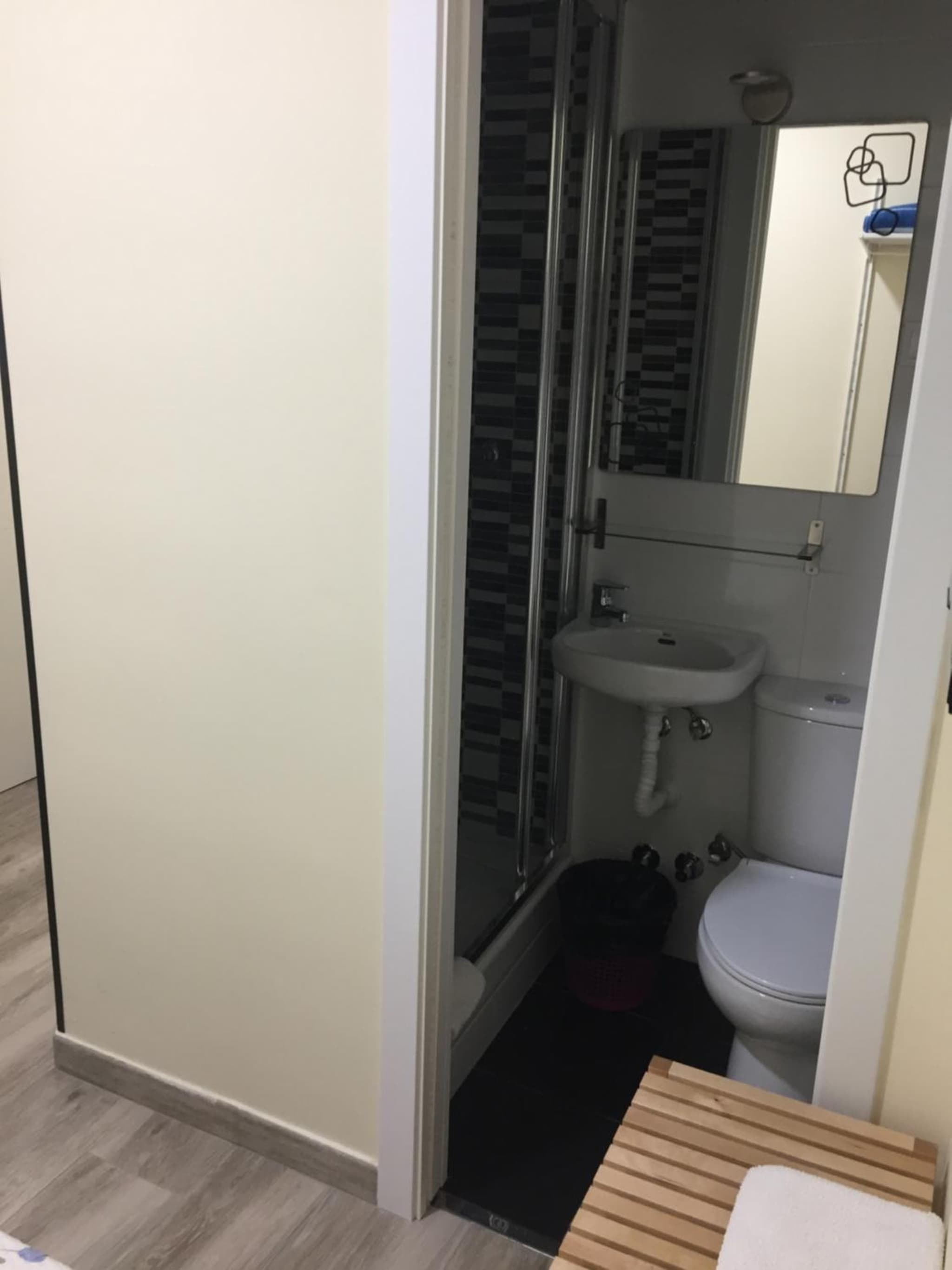 Single Room with Private Bathroom