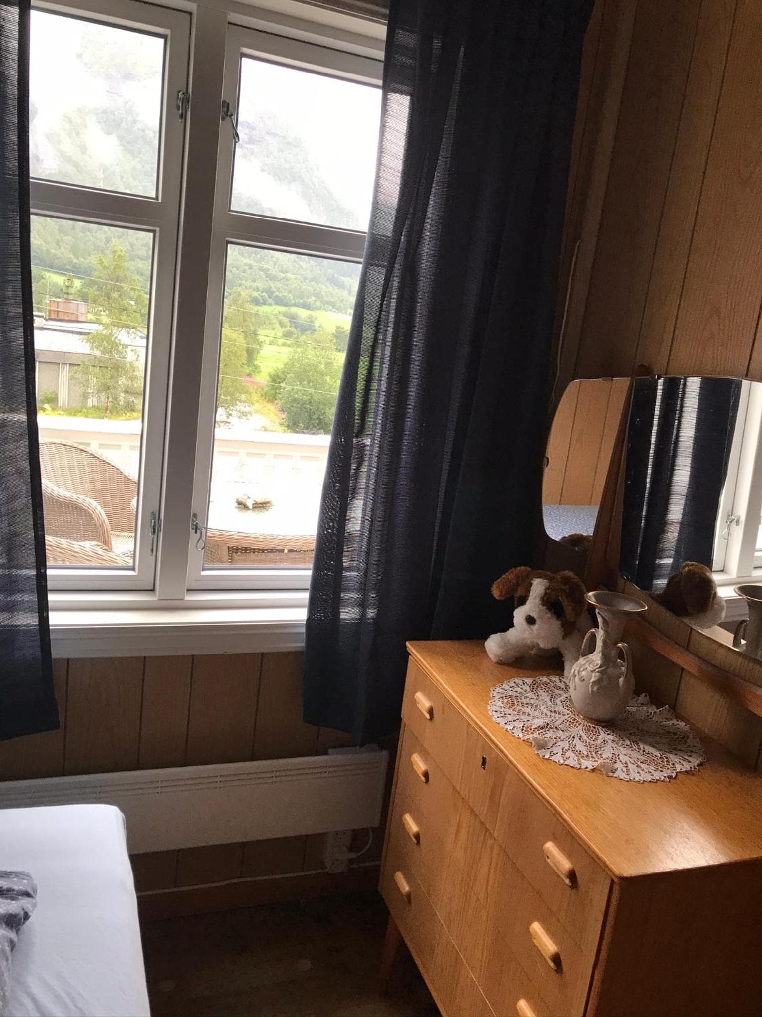 Standard Single Room with Shared Bathroom