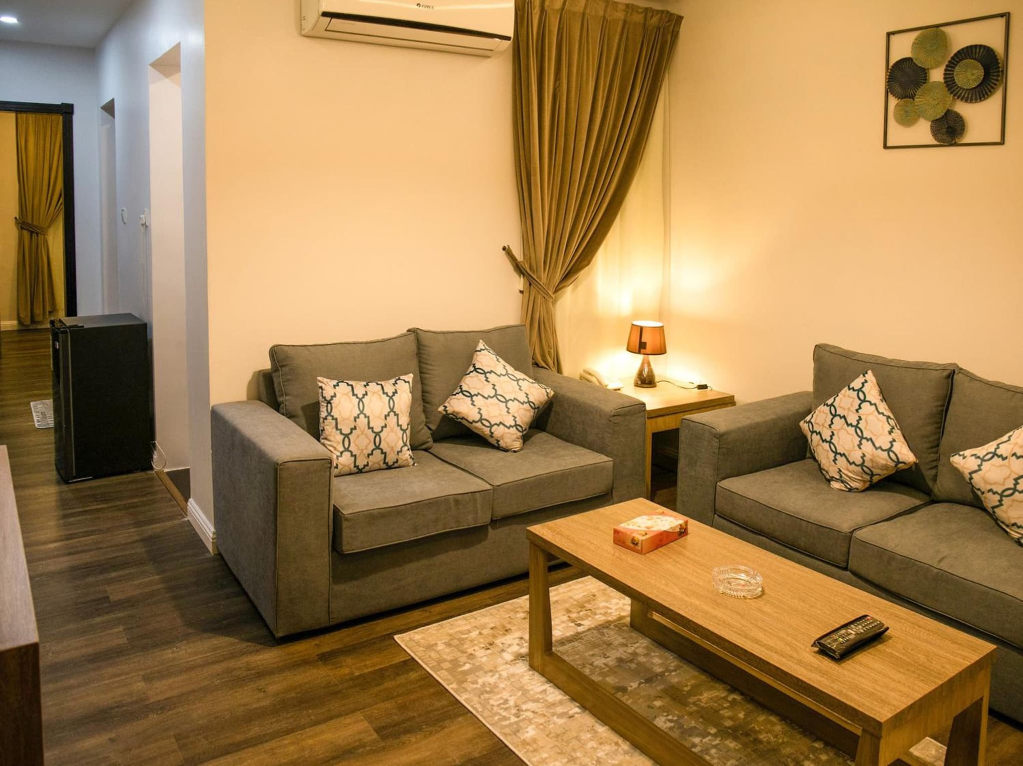 One Bedroom Deluxe Apartment