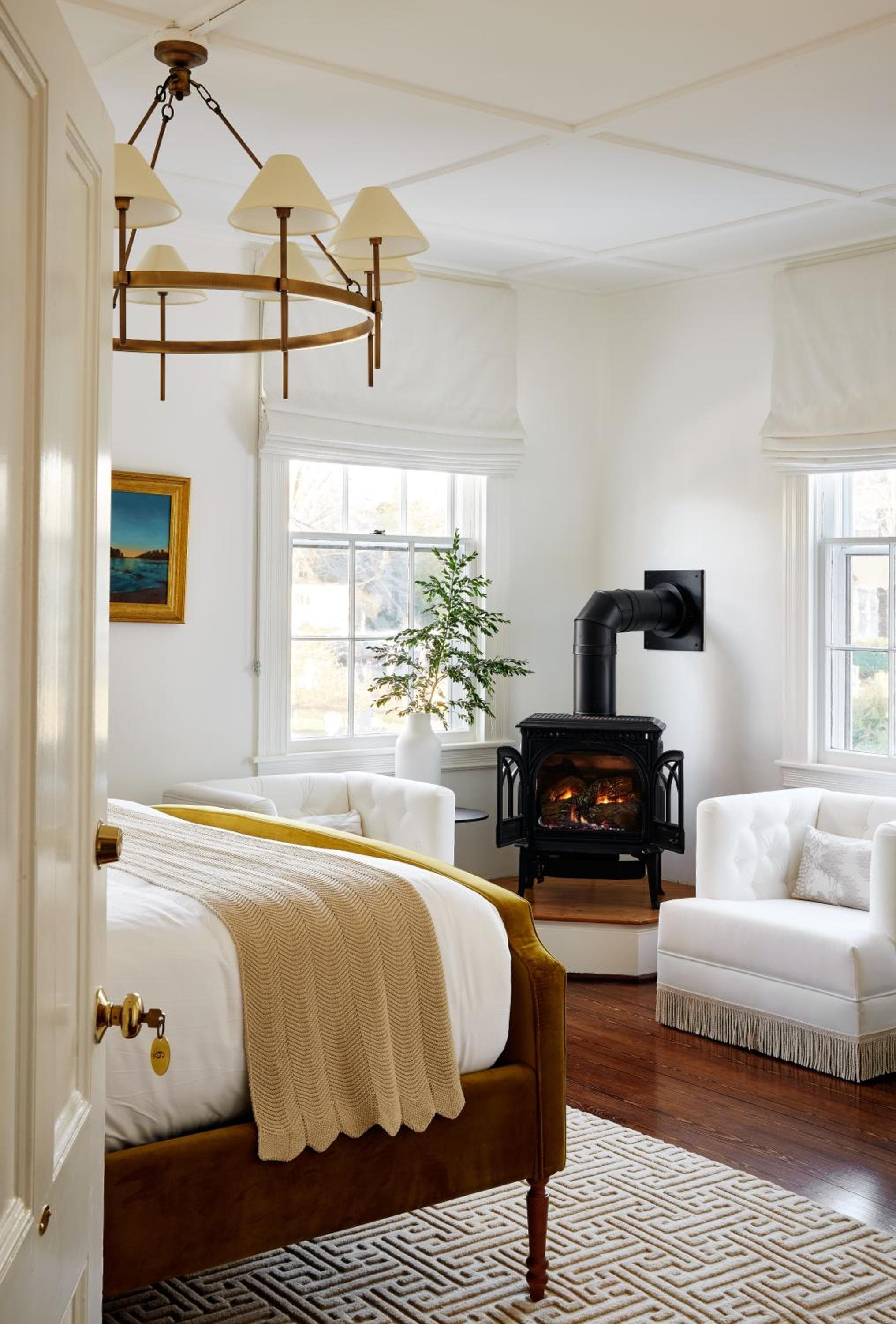 Deluxe King with Fireplace - Jefferds House