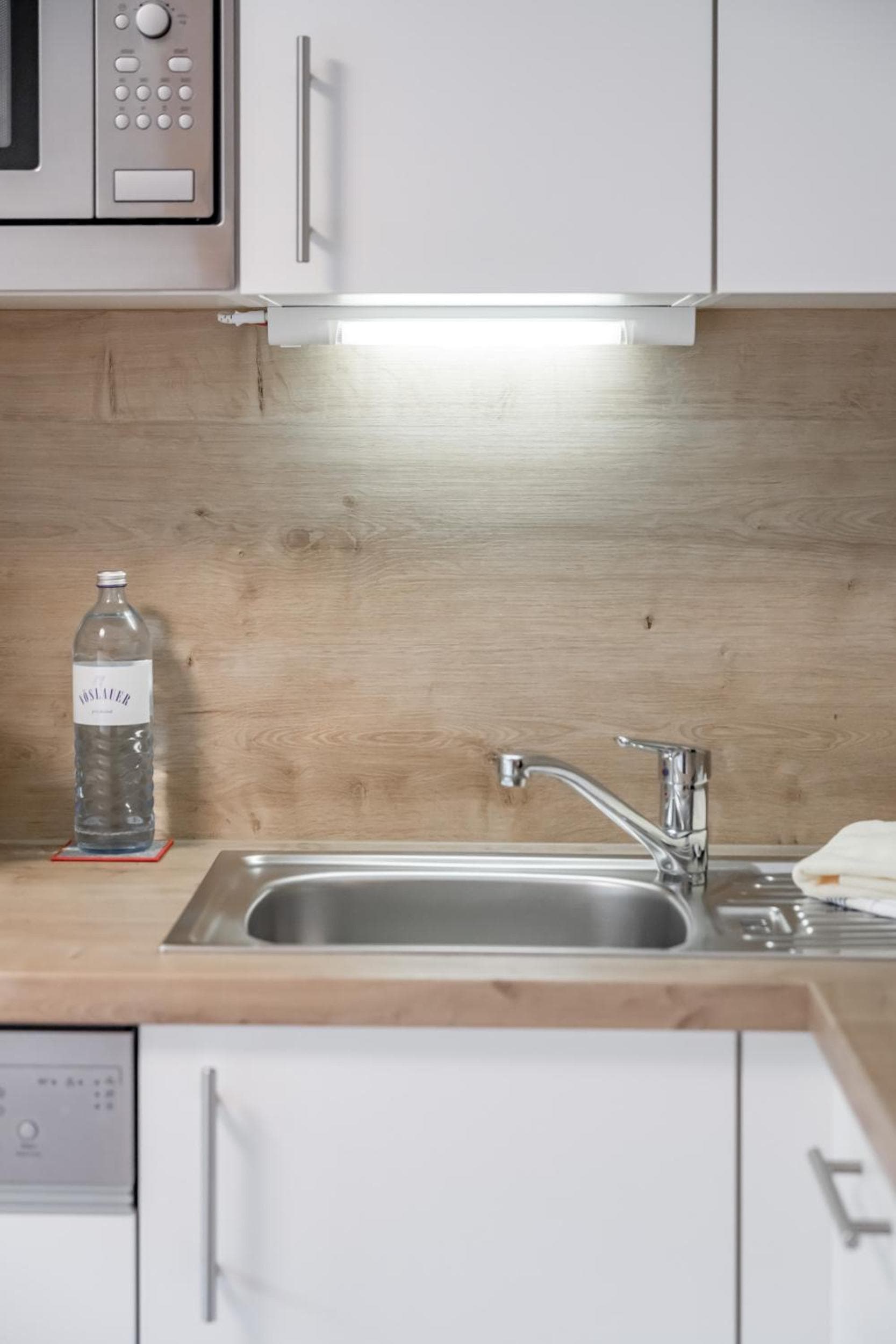 Apartment (4 Adults)