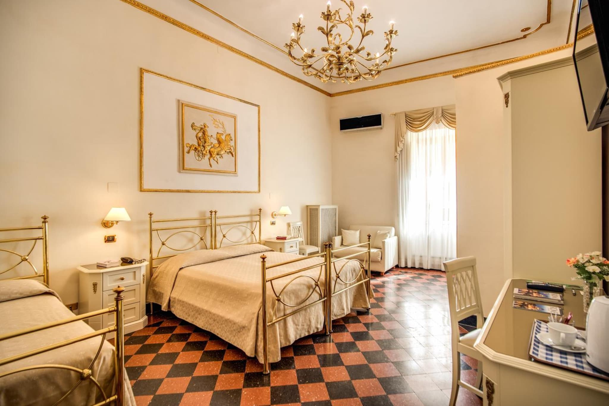Triple Room