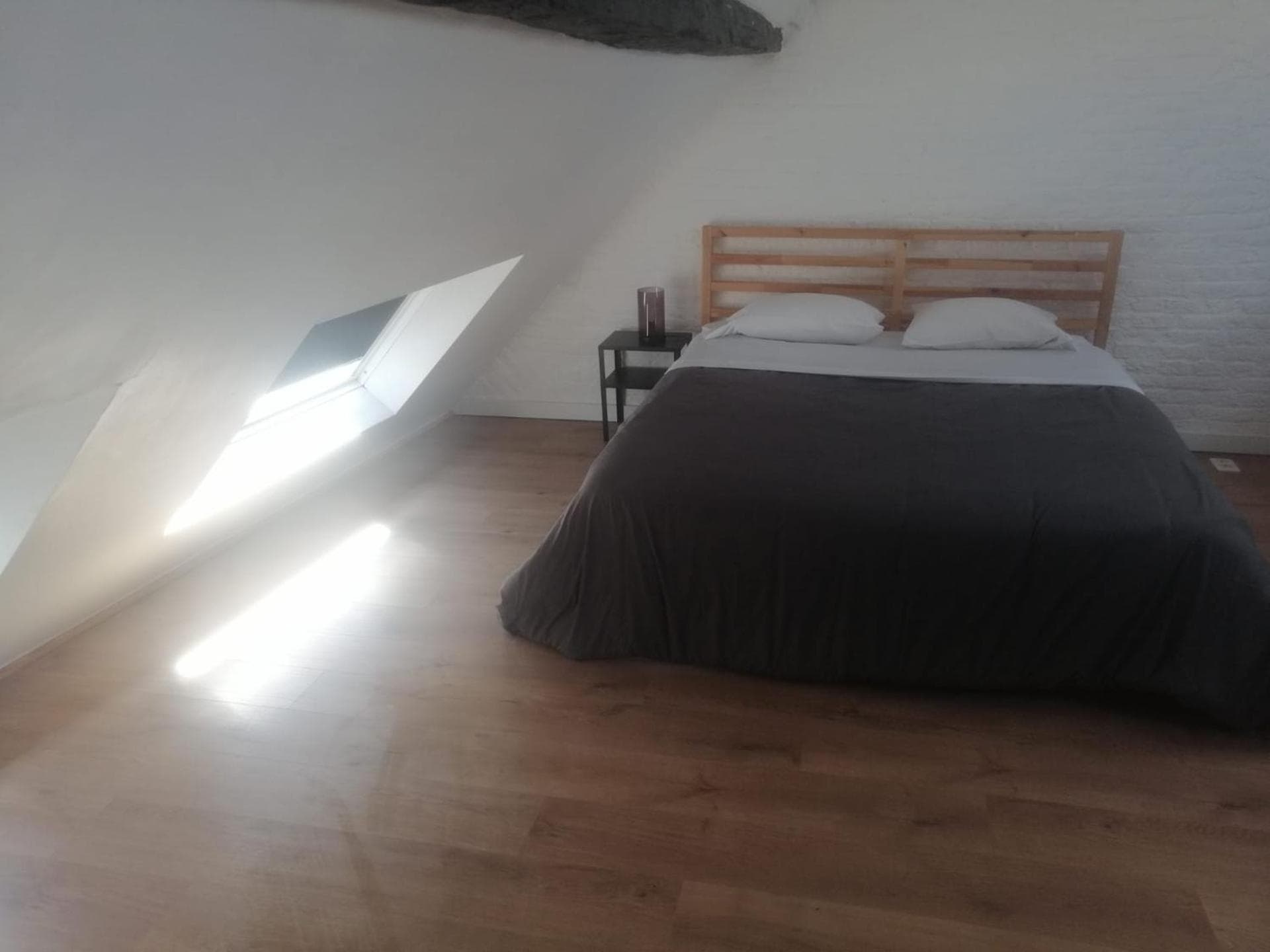 Standard Double Room with Shared Bathroom