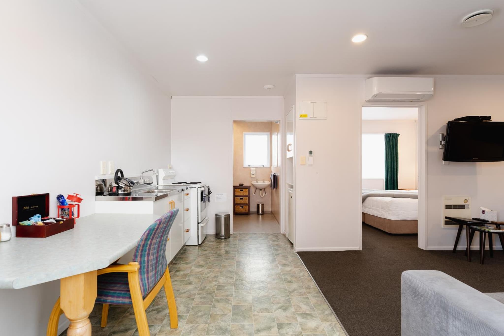 King One Bedroom Unit