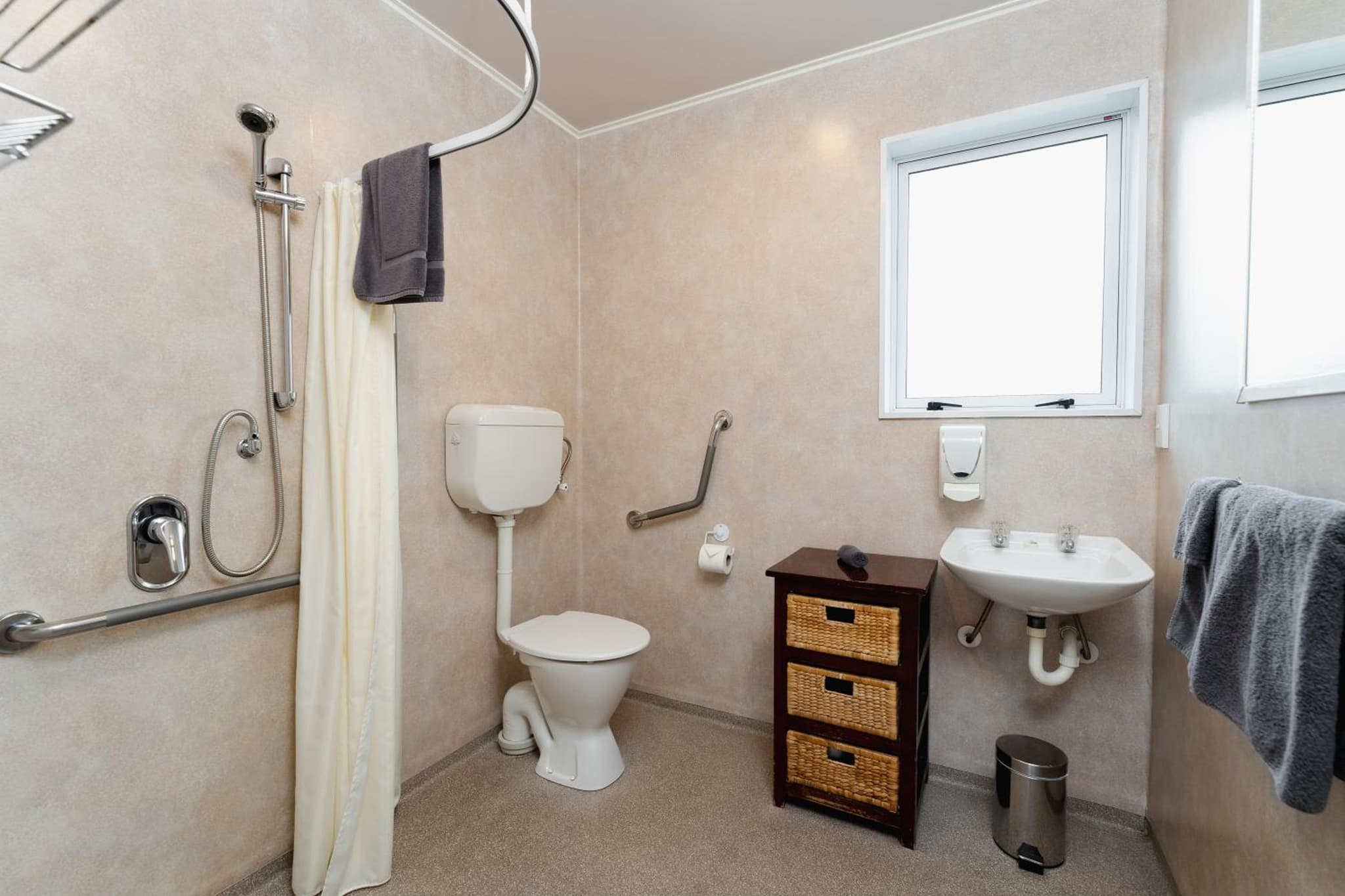 King One Bedroom Unit
