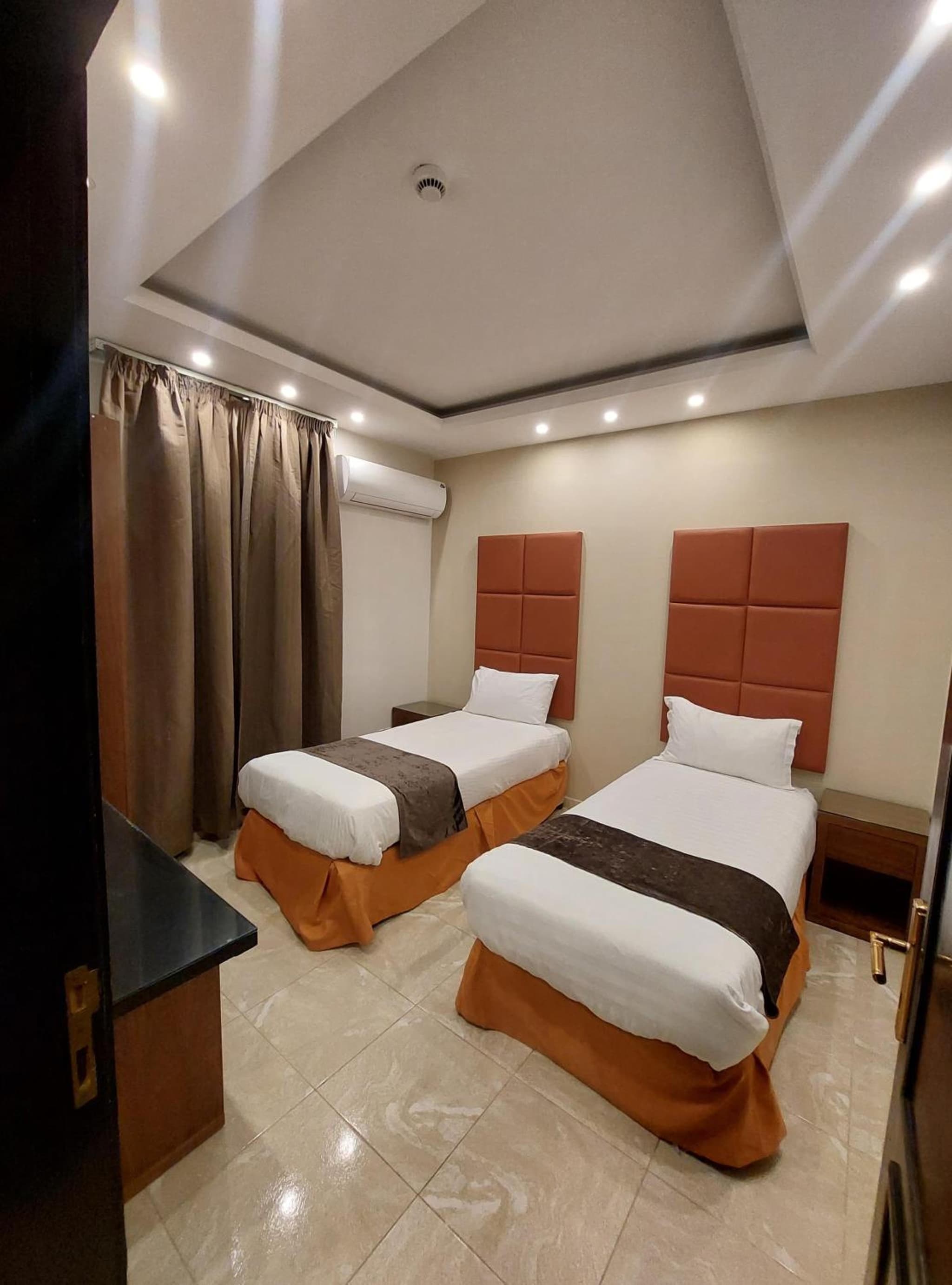 Deluxe Single Room