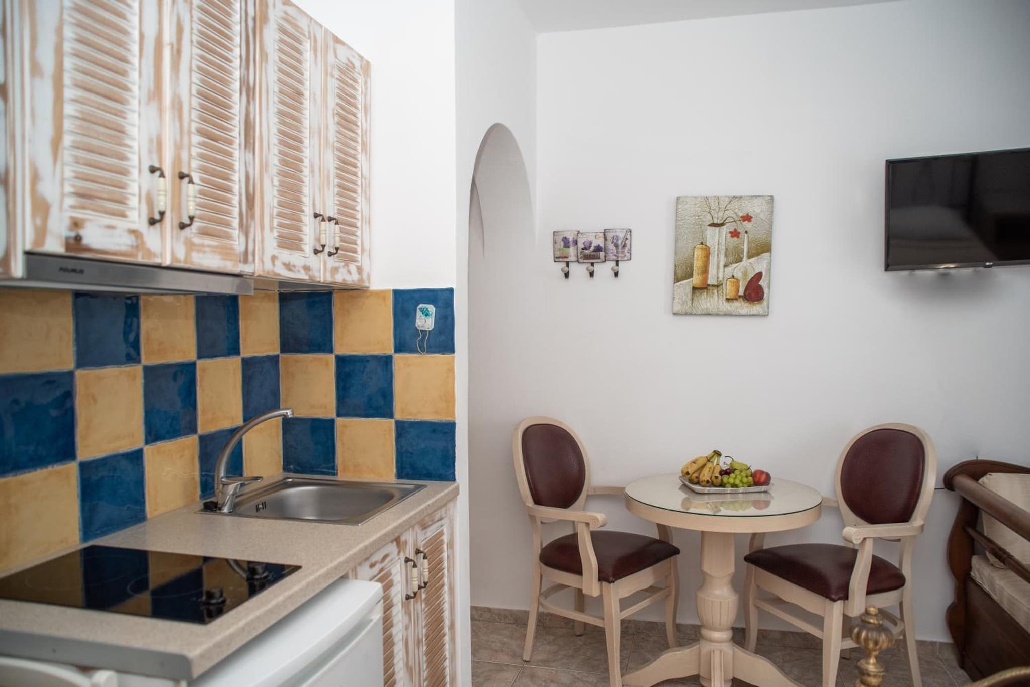Studio Apartment with Side Sea View
