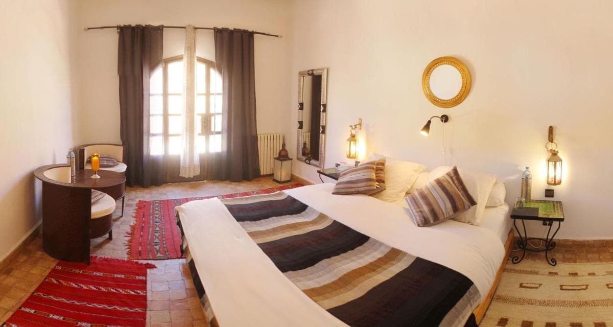 Double or Twin Room with Mountain View