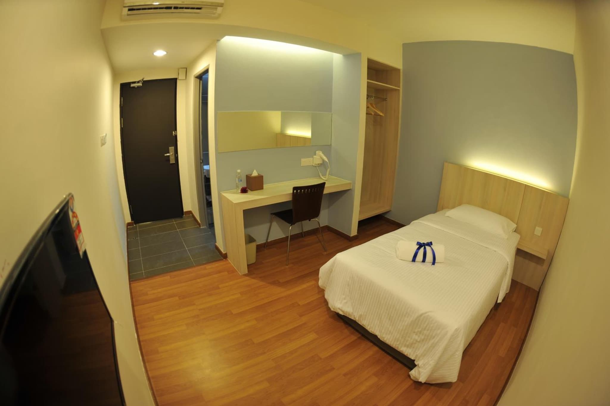 Standard Single Room - no window