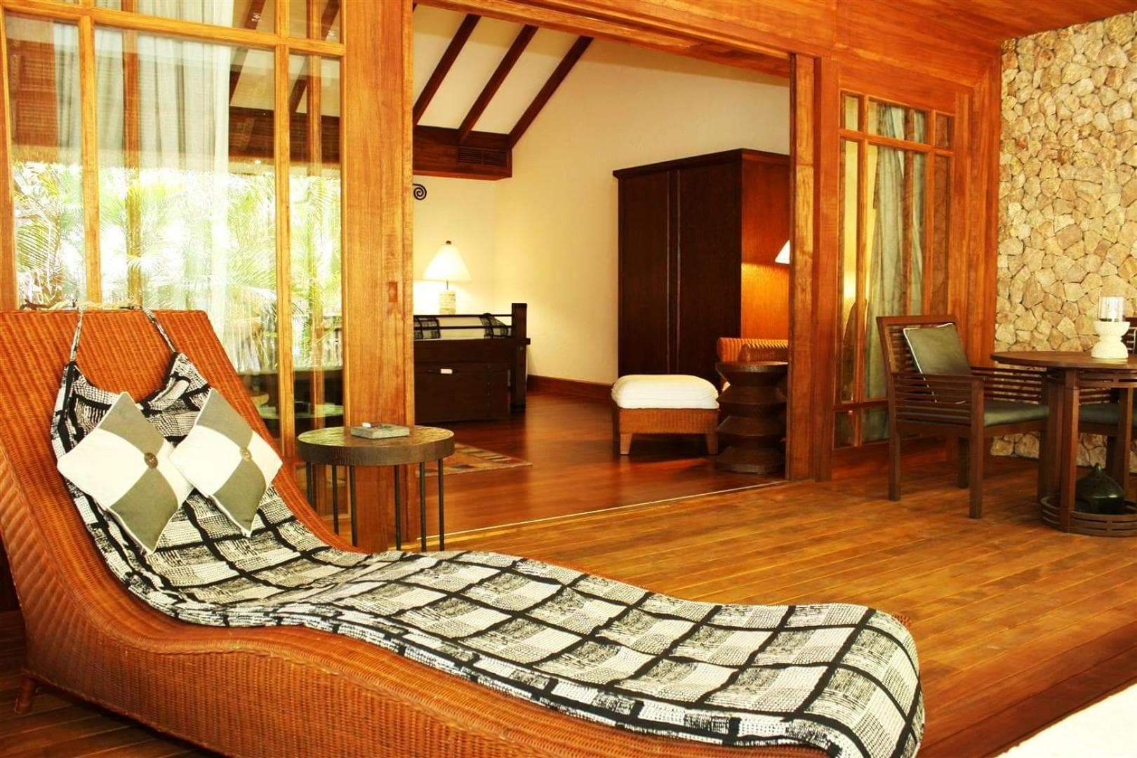 Luxury Pavilion Garden View-For Indonesian Nationals and KITAS holders