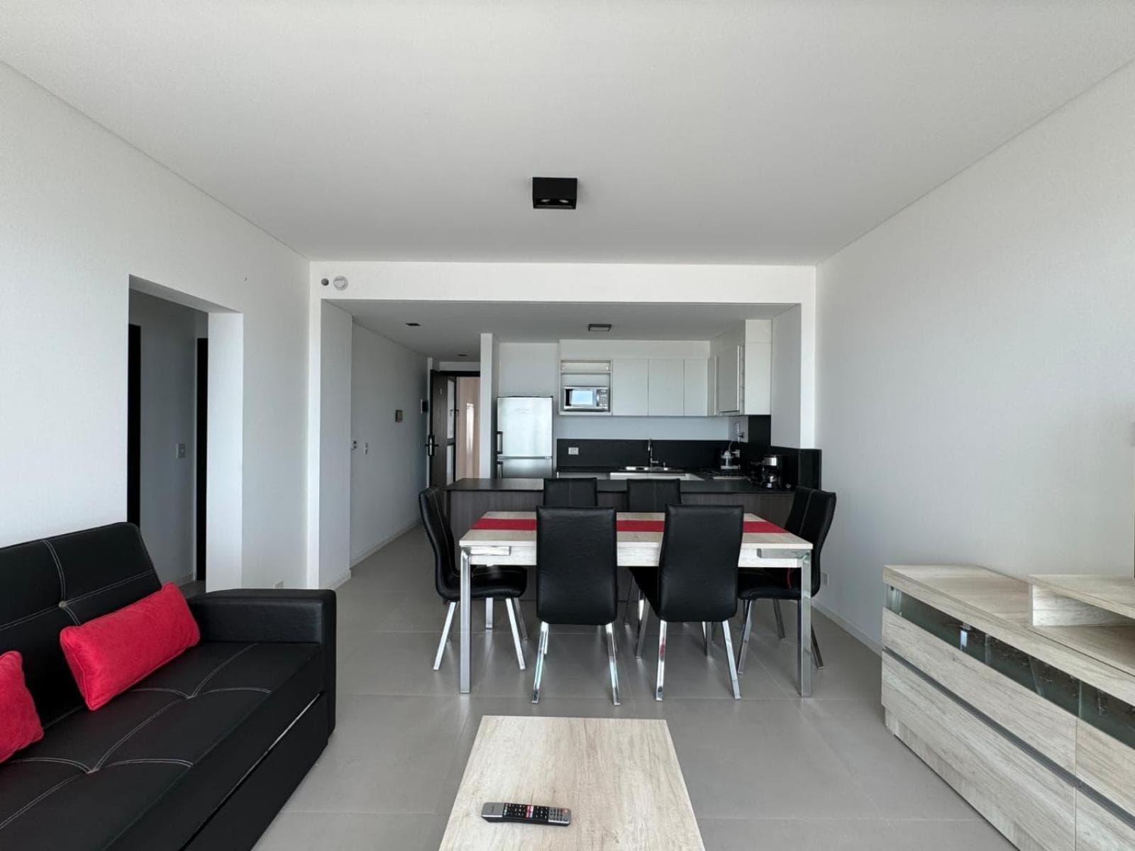 Two-Bedroom Deluxe Apartment with Balcony