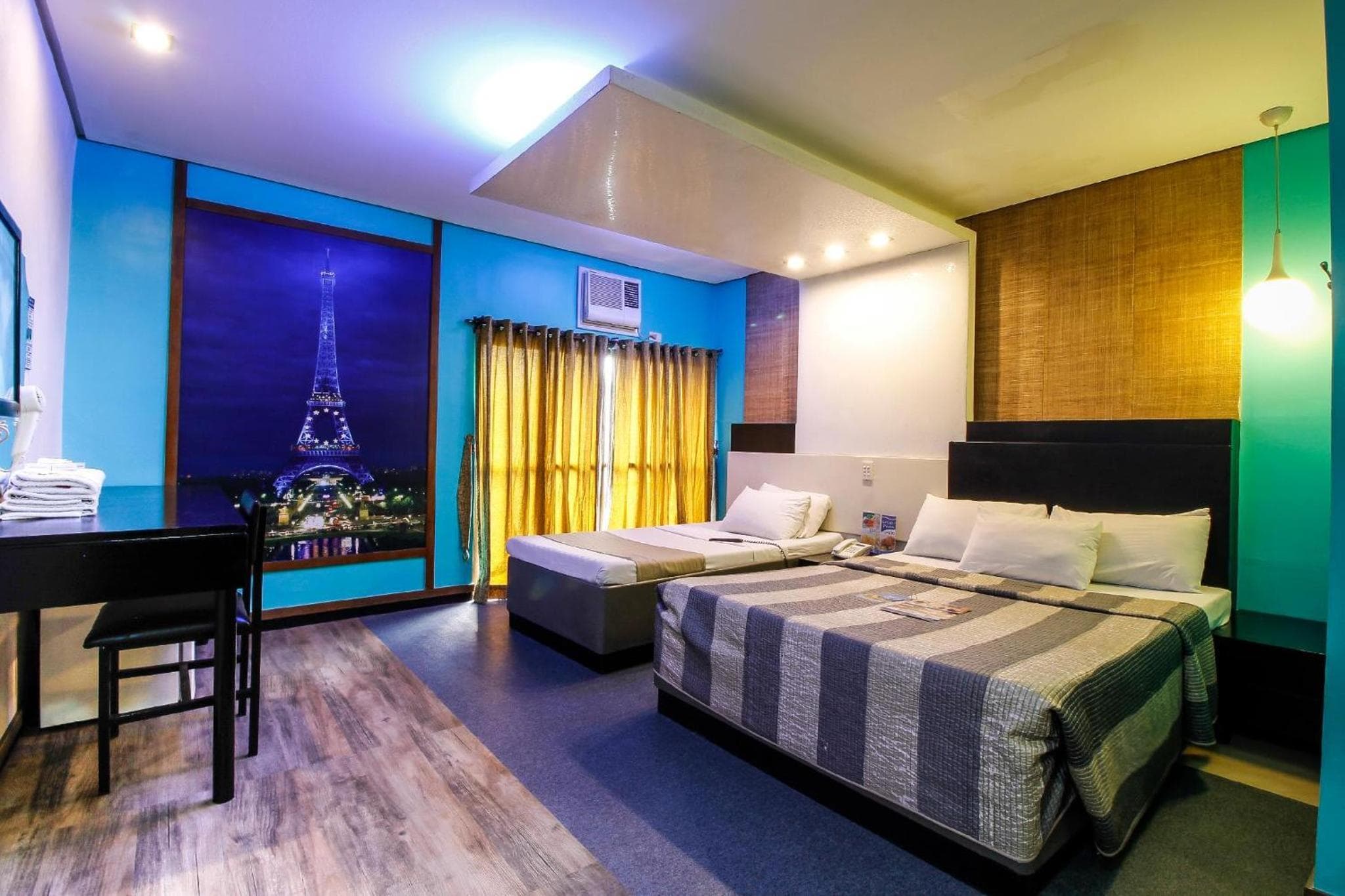 Mega Suite