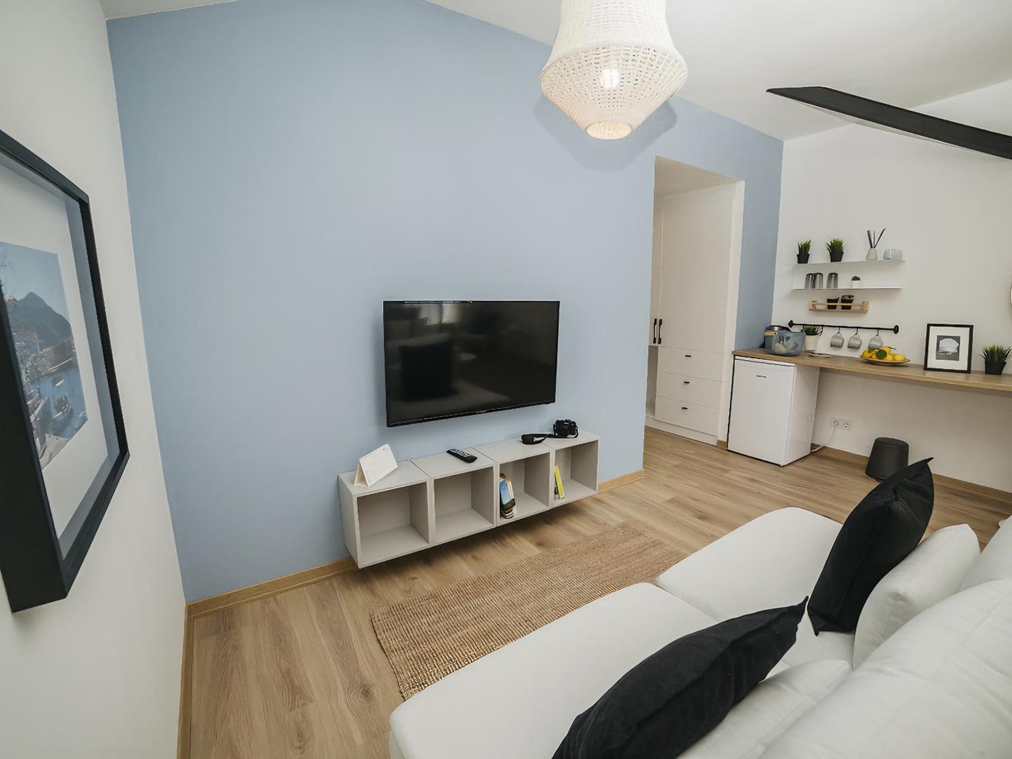 Deluxe Double Room with Balcony and Sea View
