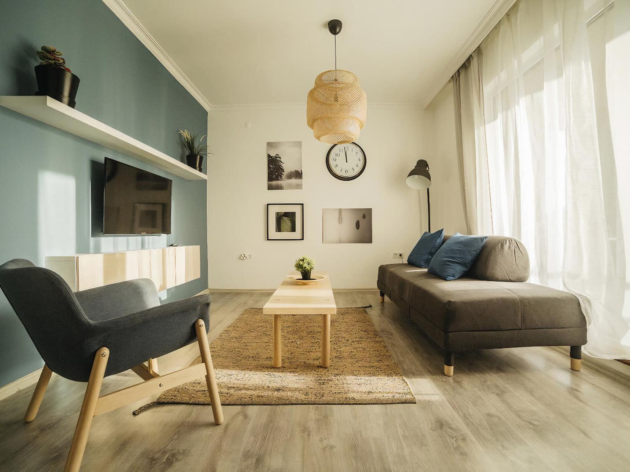 Two-Bedroom Deluxe Apartment with Balcony