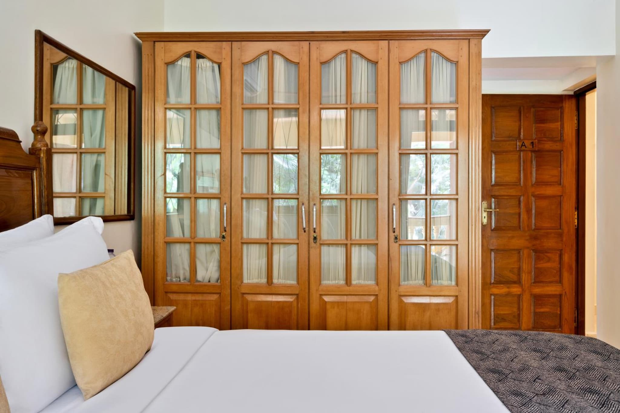 2 Bedroom Family Villa Private Pool - 15% Discount on Food & Soft Beverages - 10% Discount on Laundry (Once during stay) - Happy Hours 1+1 from 3 to 7pm @Apricot