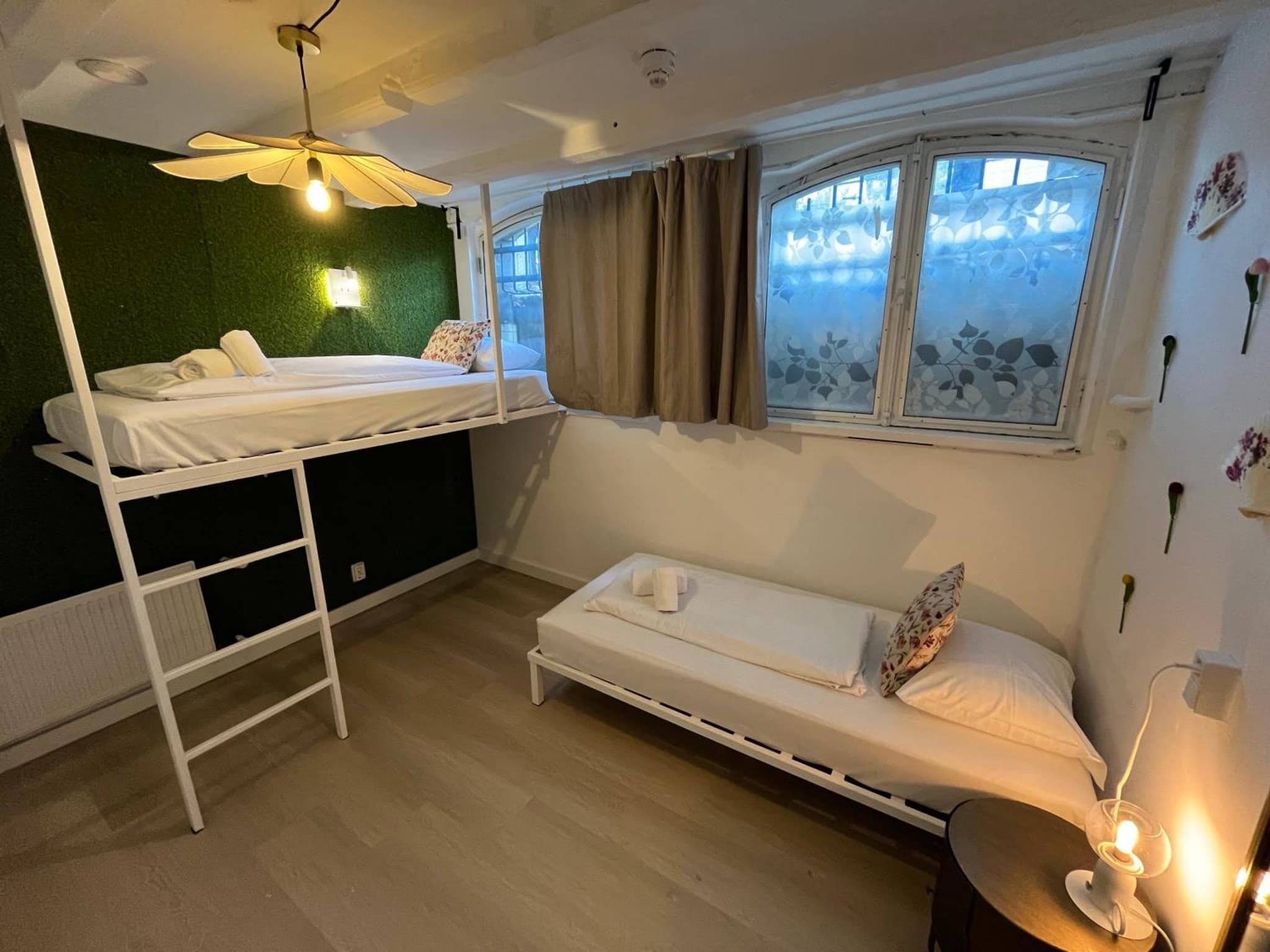 Twin Room with Private Bathroom