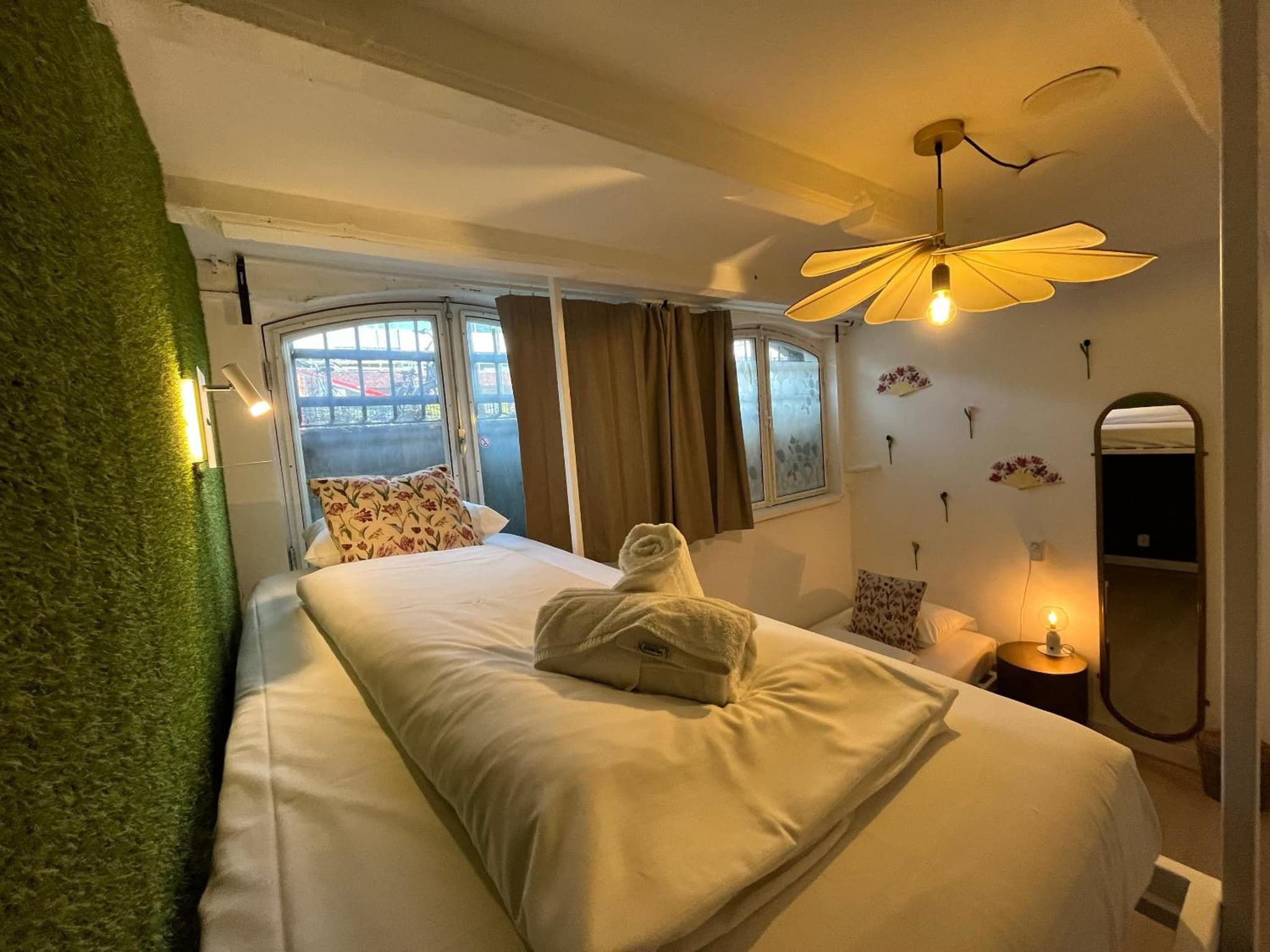 Twin Room with Private Bathroom