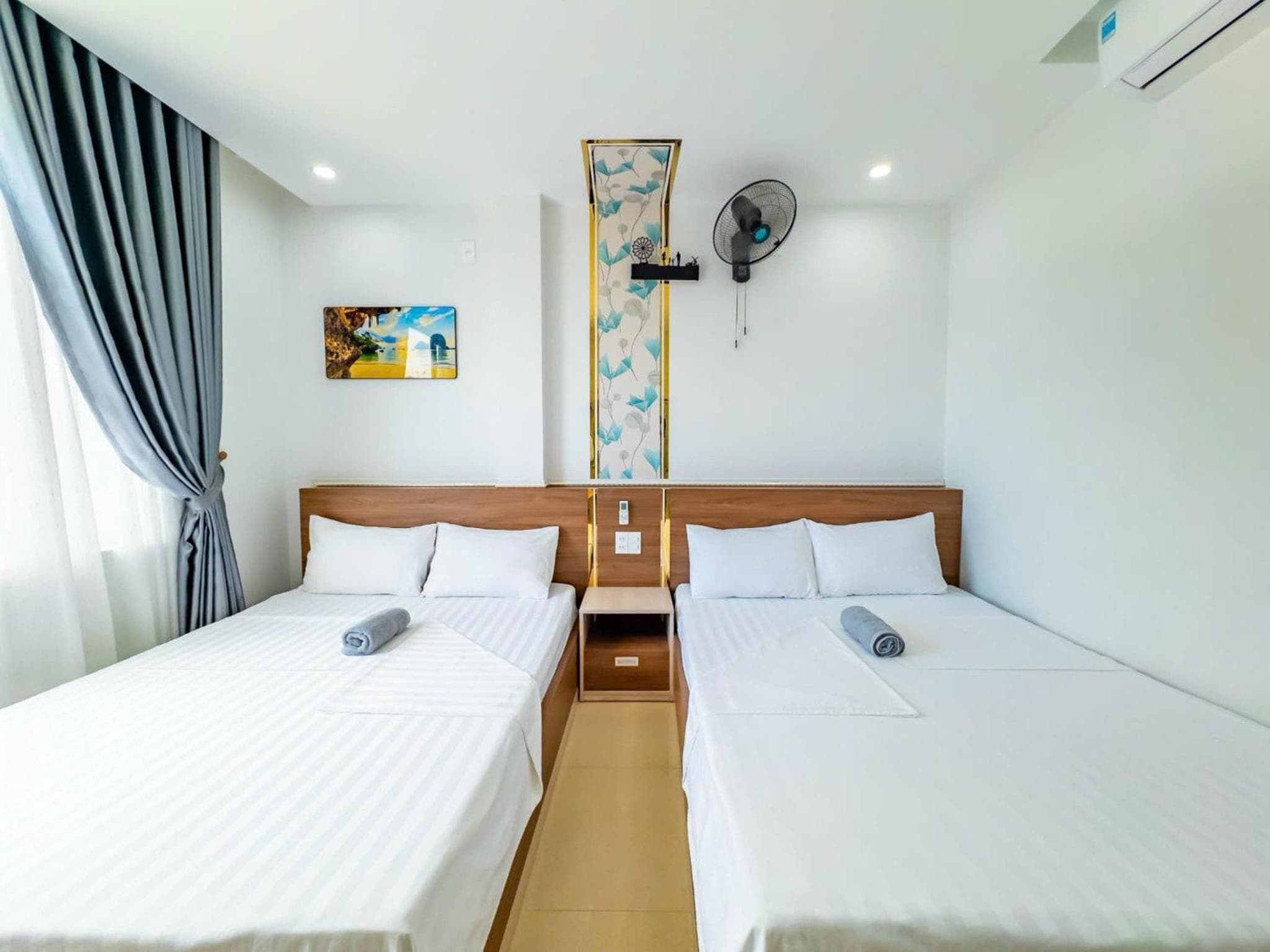 Twin Room with Mountain View