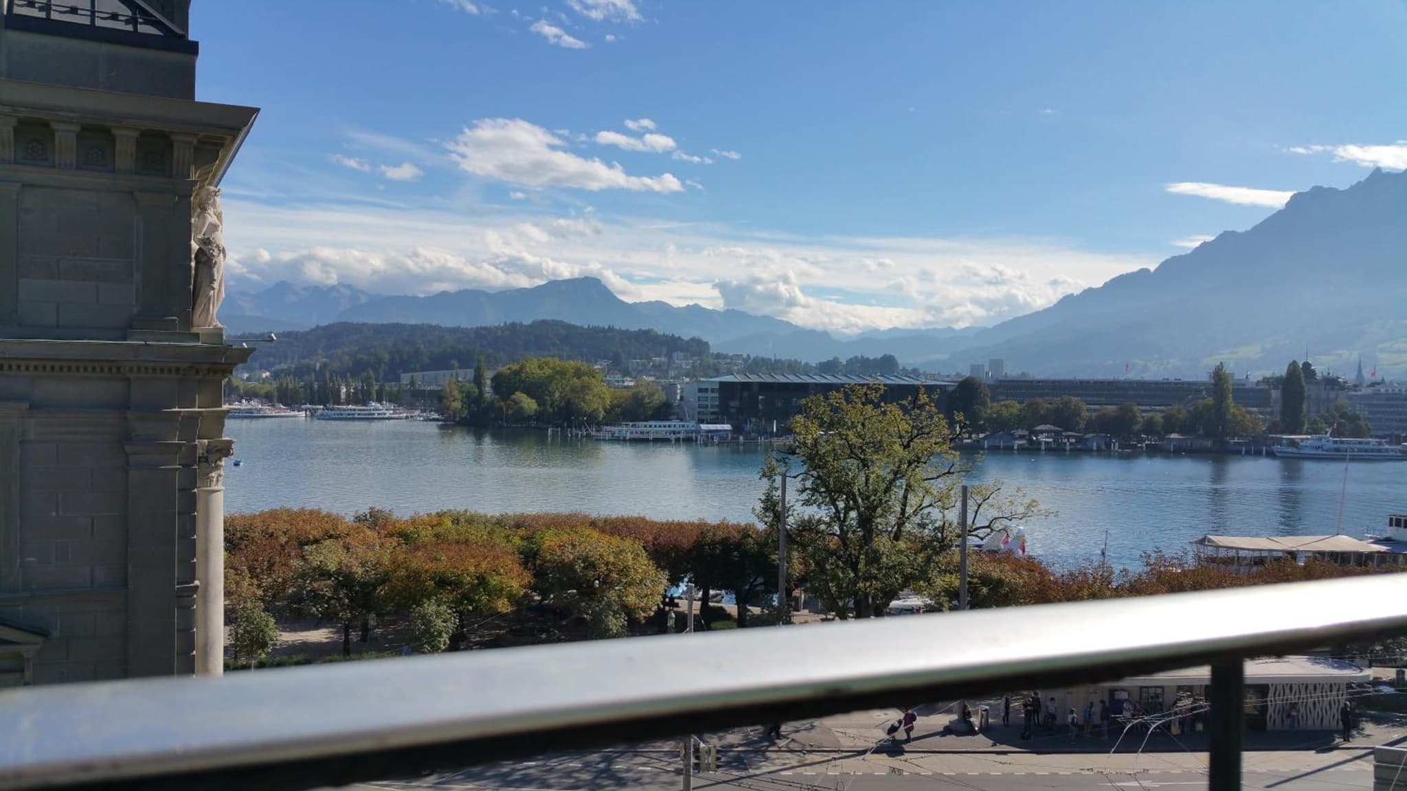 Two-Bedroom Apartment with Lake View