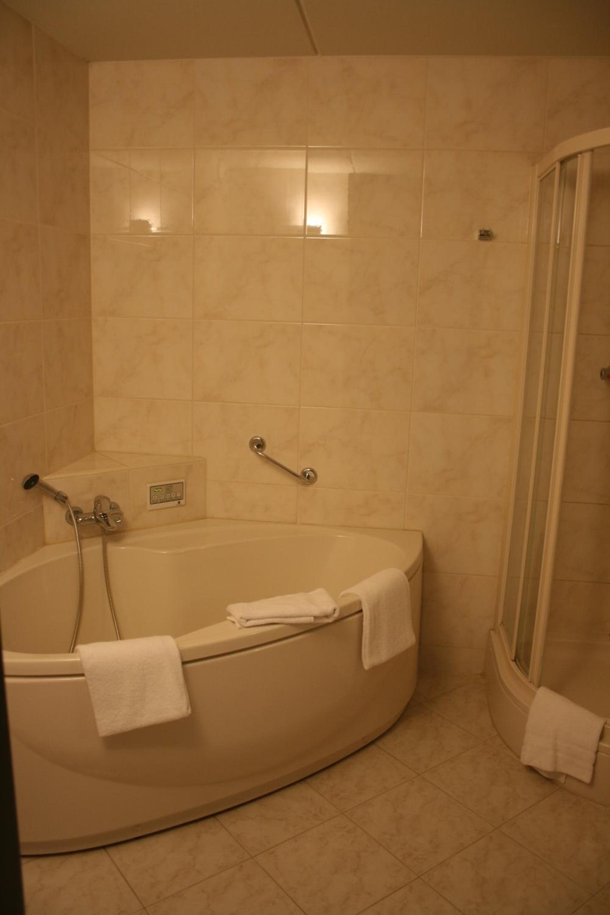 Standard Double Room with Marina View