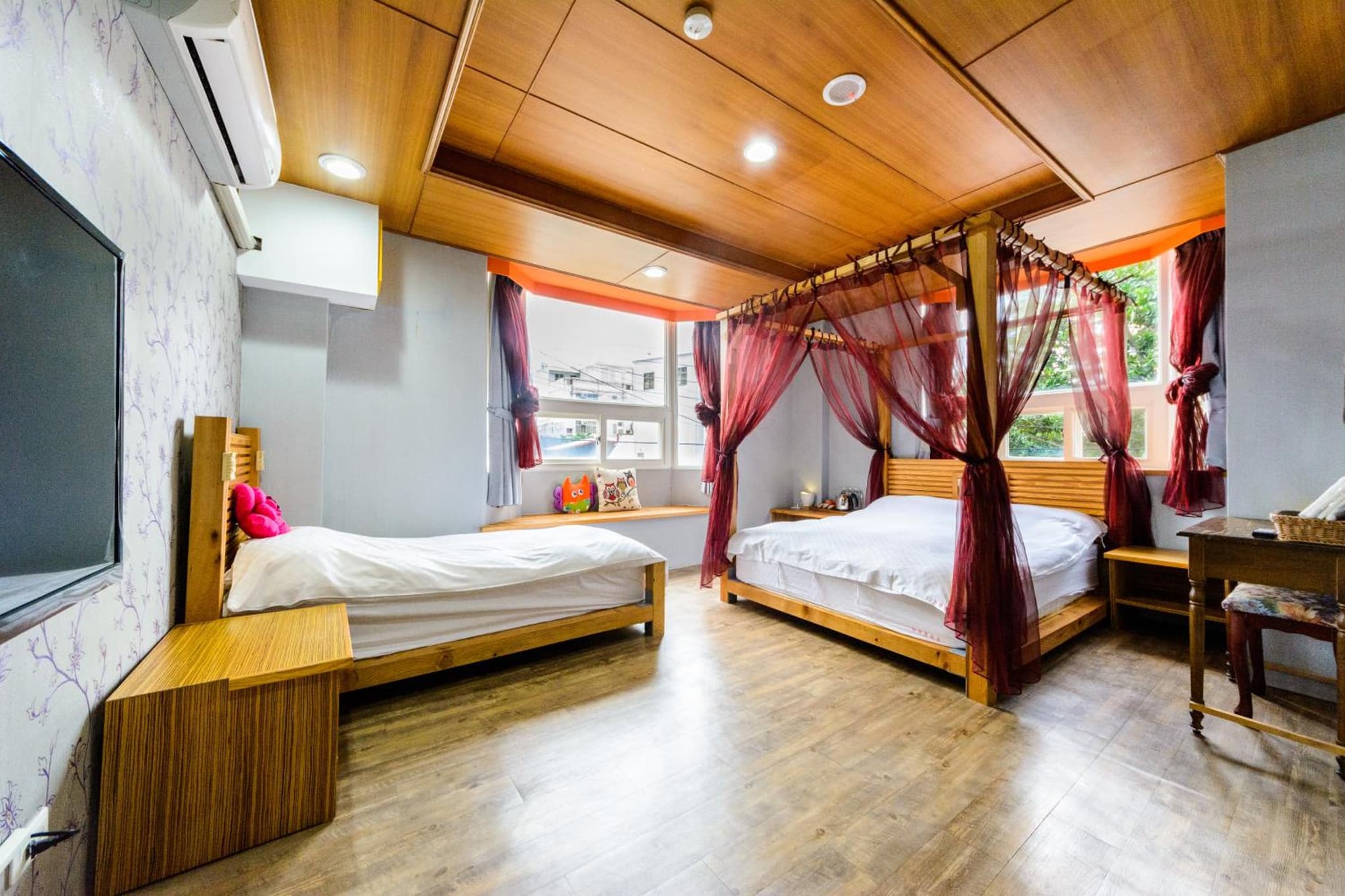 Triple Room with Private Bathroom