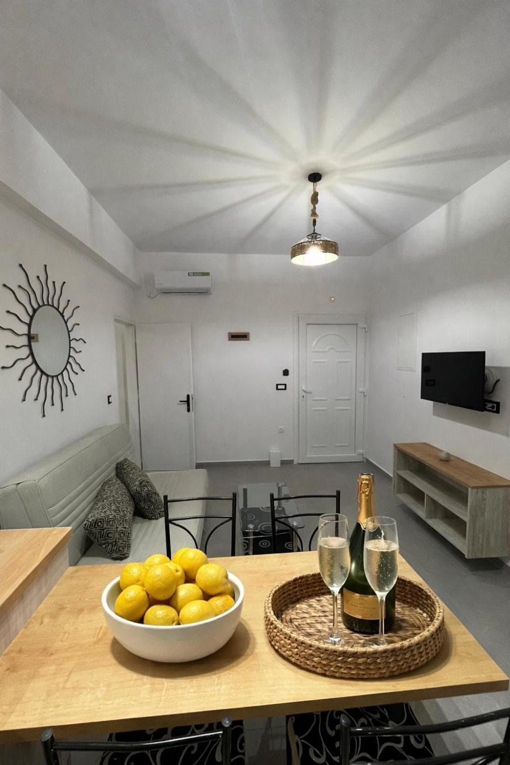 Deluxe One-Bedroom Apartment with Garden View