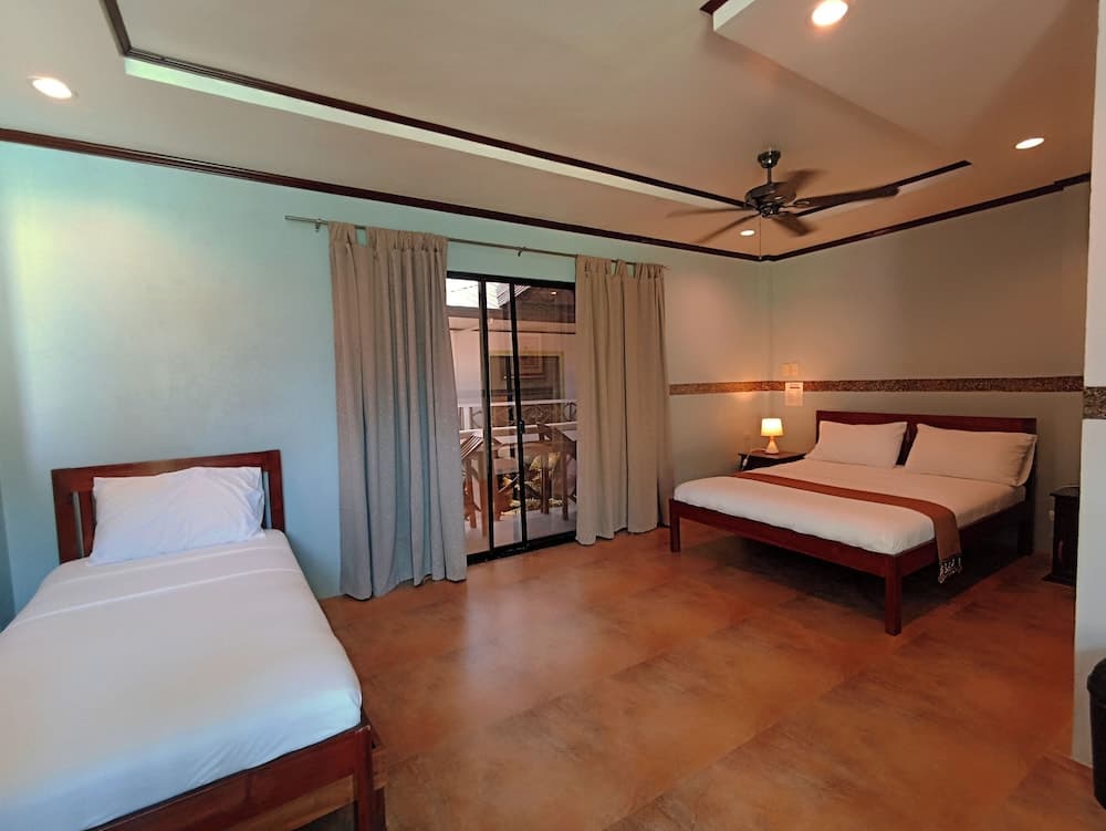 Deluxe Double Room, Balcony, Mountain View