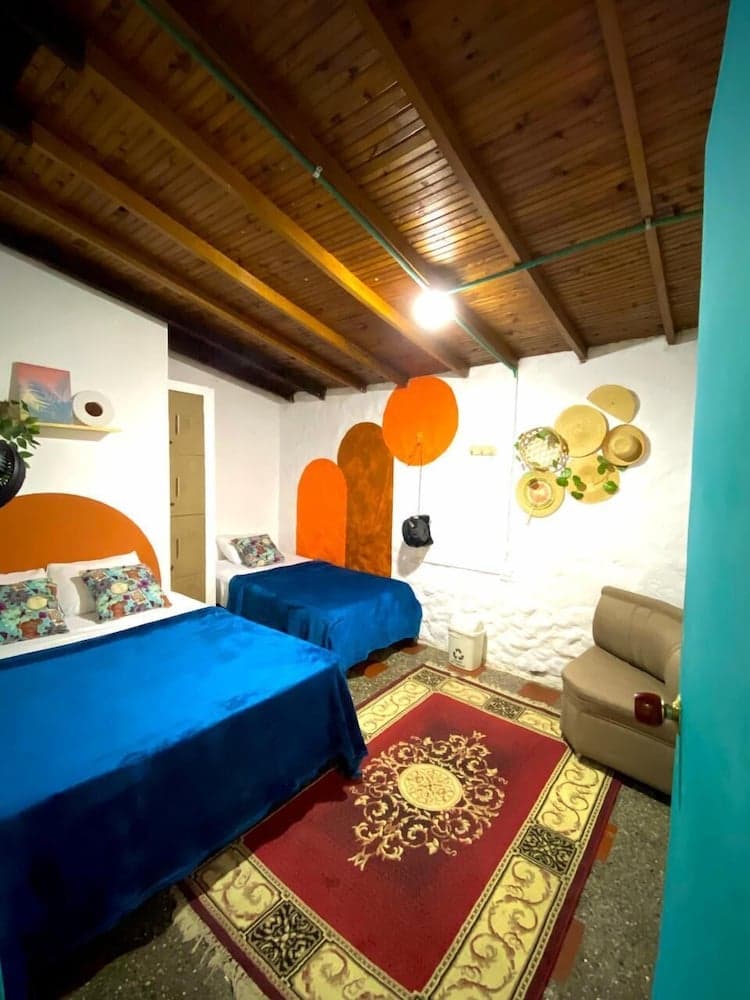 Classic Triple Room, 1 Bedroom, Garden View, Corner