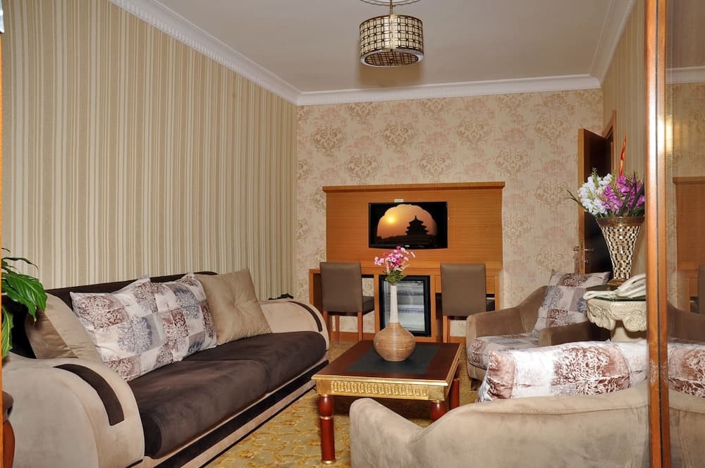 Junior Suite