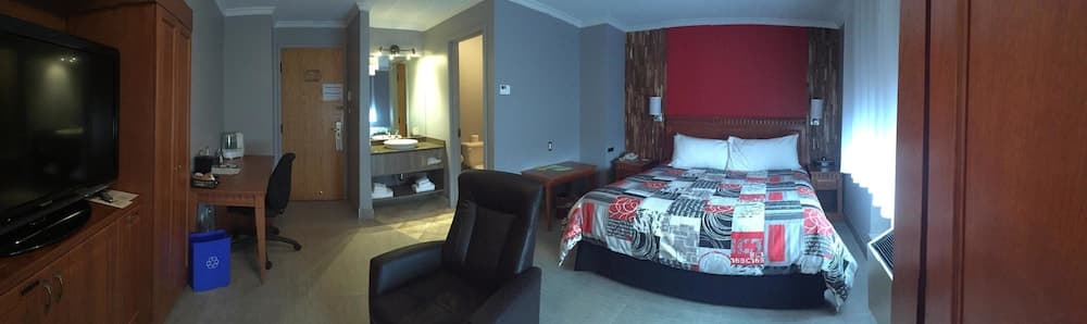 Luxury Loft, Non Smoking, Jetted Tub