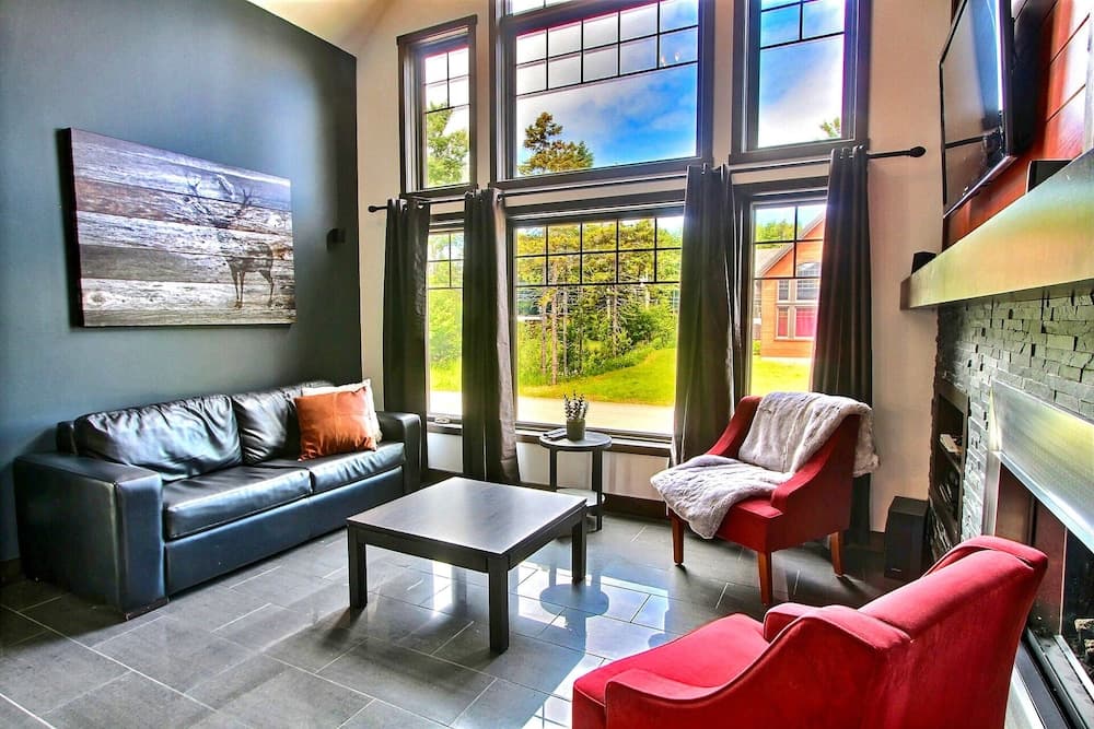 Chalet, 2 Bedrooms, 2 Bathrooms