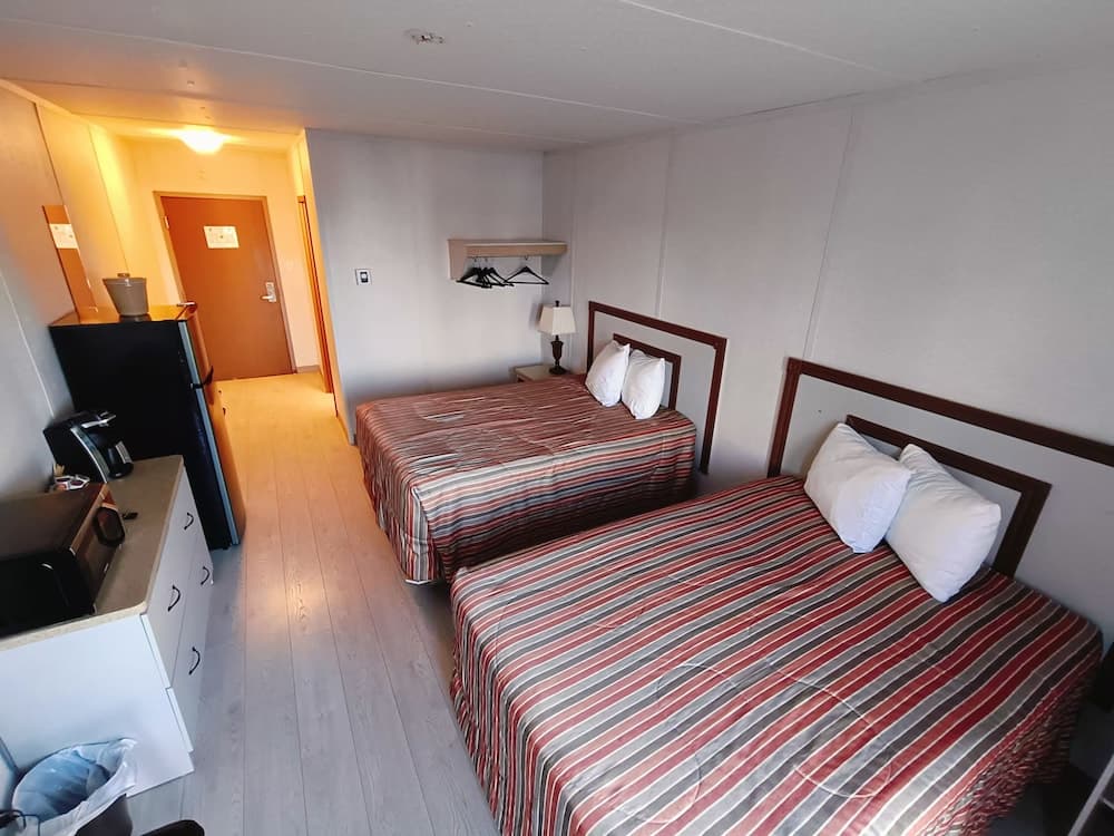 Standard Room, 2 Double Beds