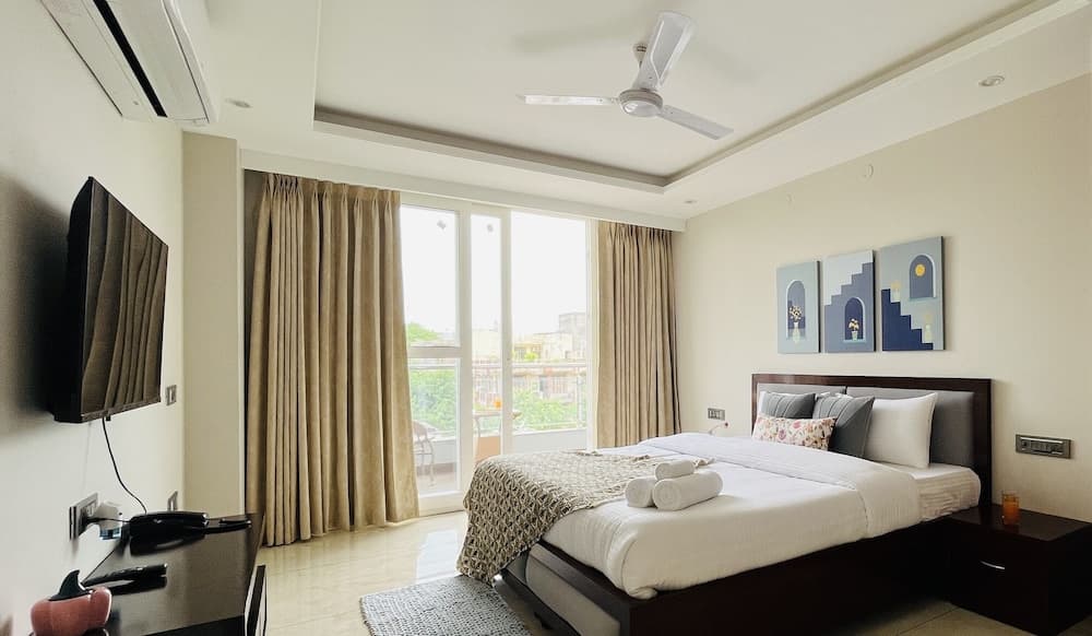King Suite With Balcony