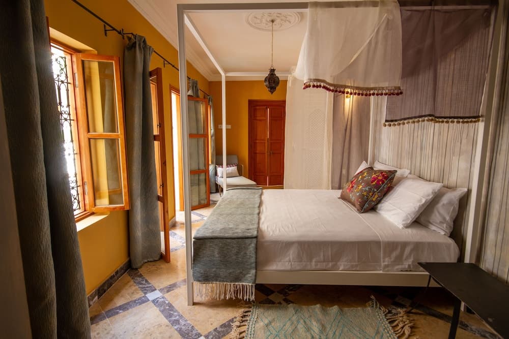 Signature Suite