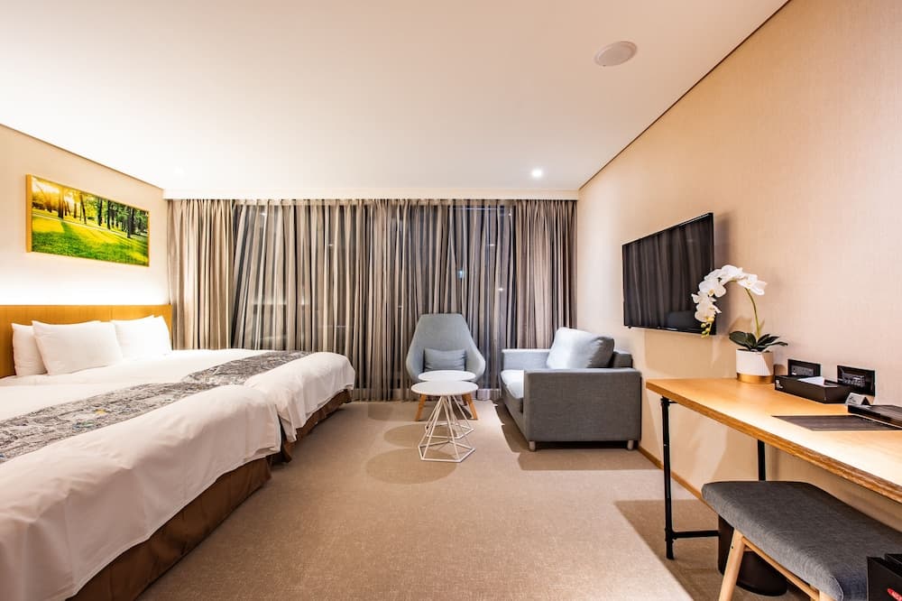 Quadruple Room, 2 Double Beds, Balcony