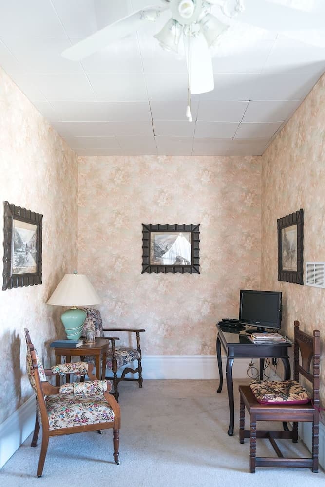 Business Room
