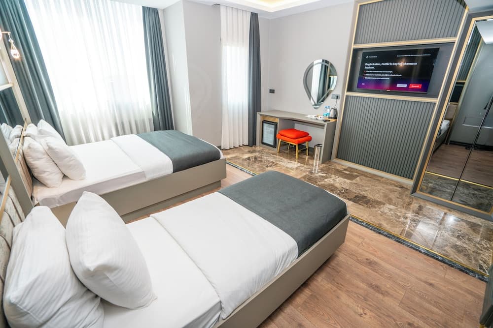 Family Twin Room