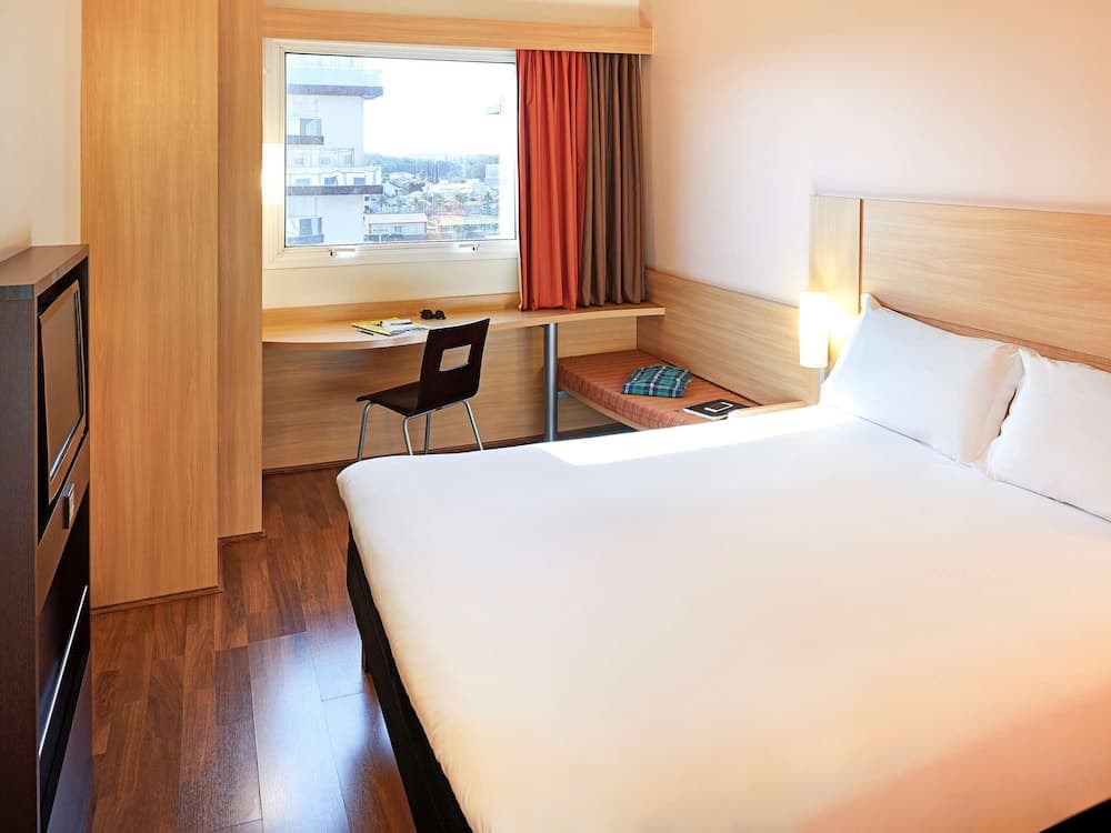 Standard Apartment, Multiple Beds