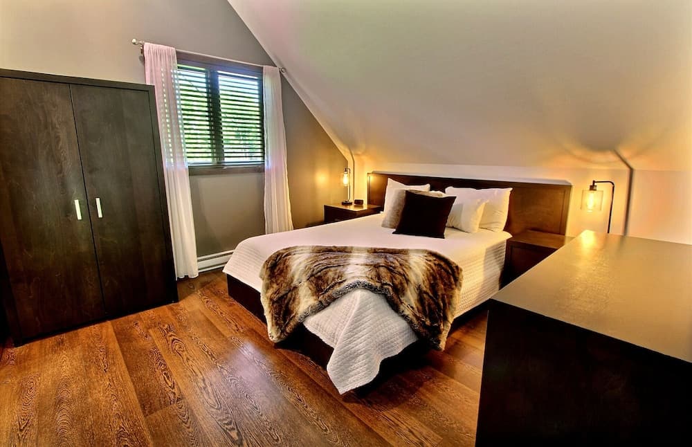Chalet, 2 Bedrooms, 2 Bathrooms