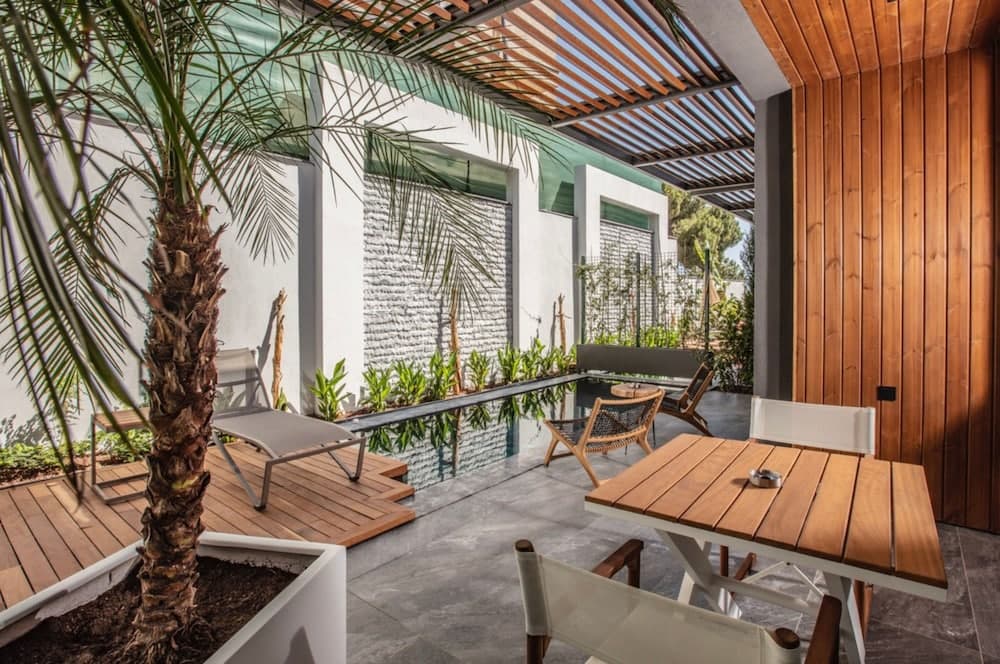 Family Suite Garden View Private Pool