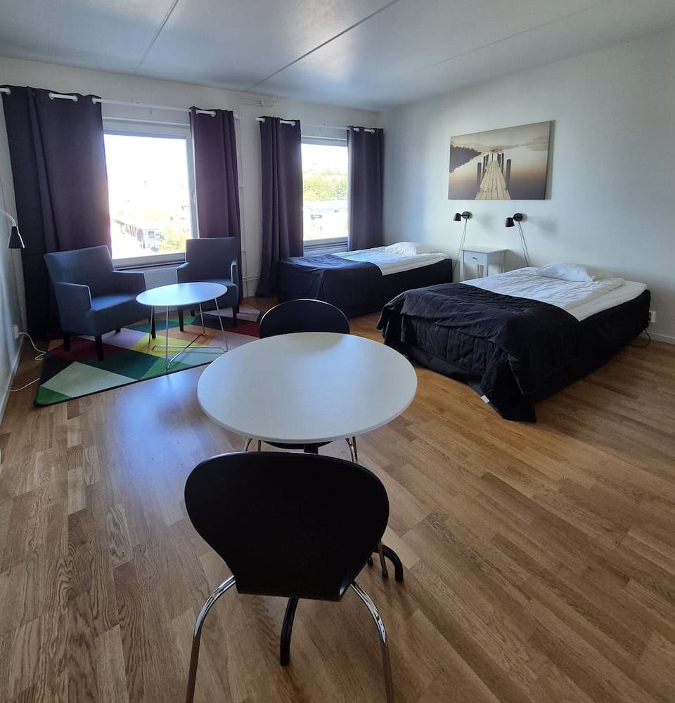 1 Room Grand Studio