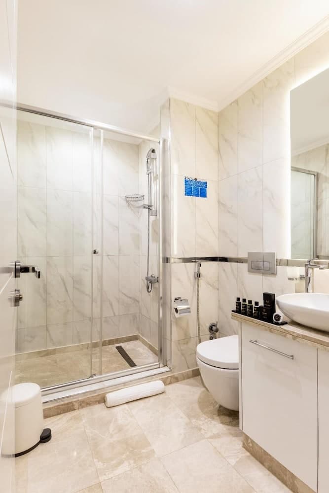 Apartment, 2 Bedrooms, City View