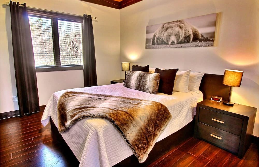 Chalet, 2 Bedrooms, 2 Bathrooms