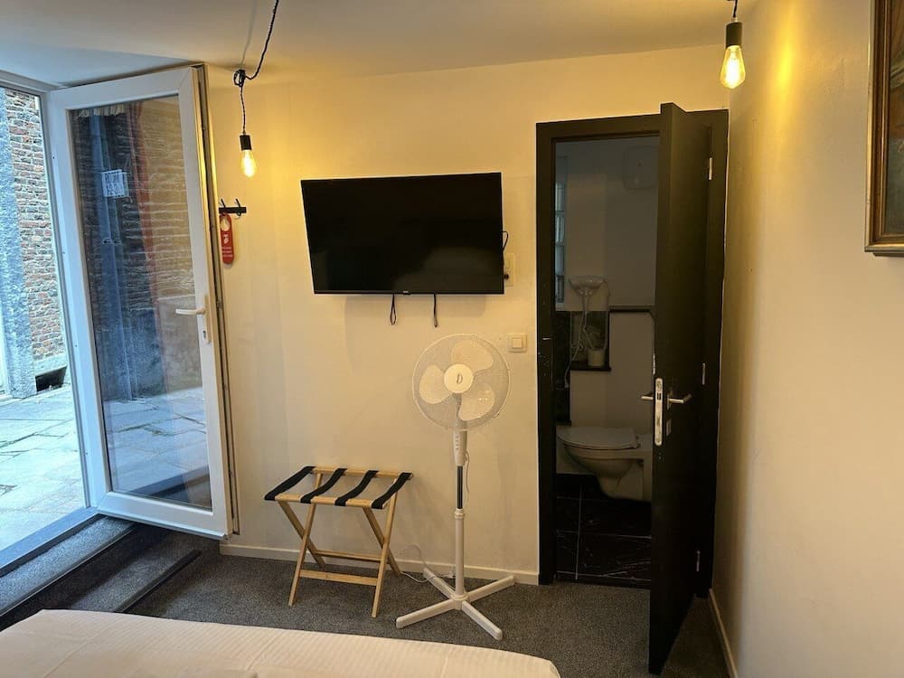 City Room, Ground Floor