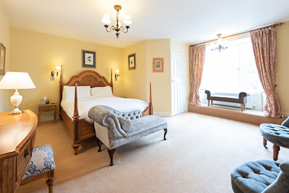 Character Double Room