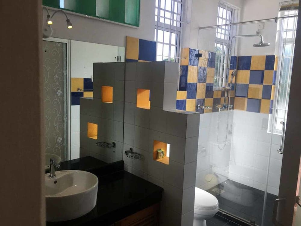 Standard Quadruple Room, City View