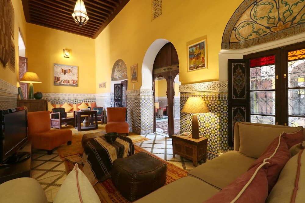 Royal Suite, Garden Area (extra beds possible)