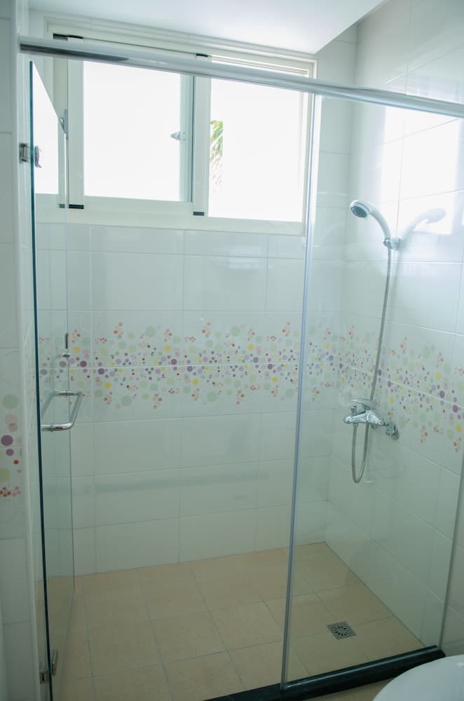 Design Quadruple Room